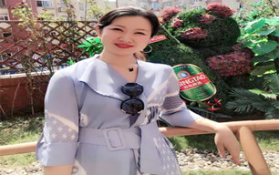 鄧女士