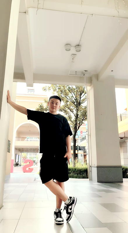 黃先生